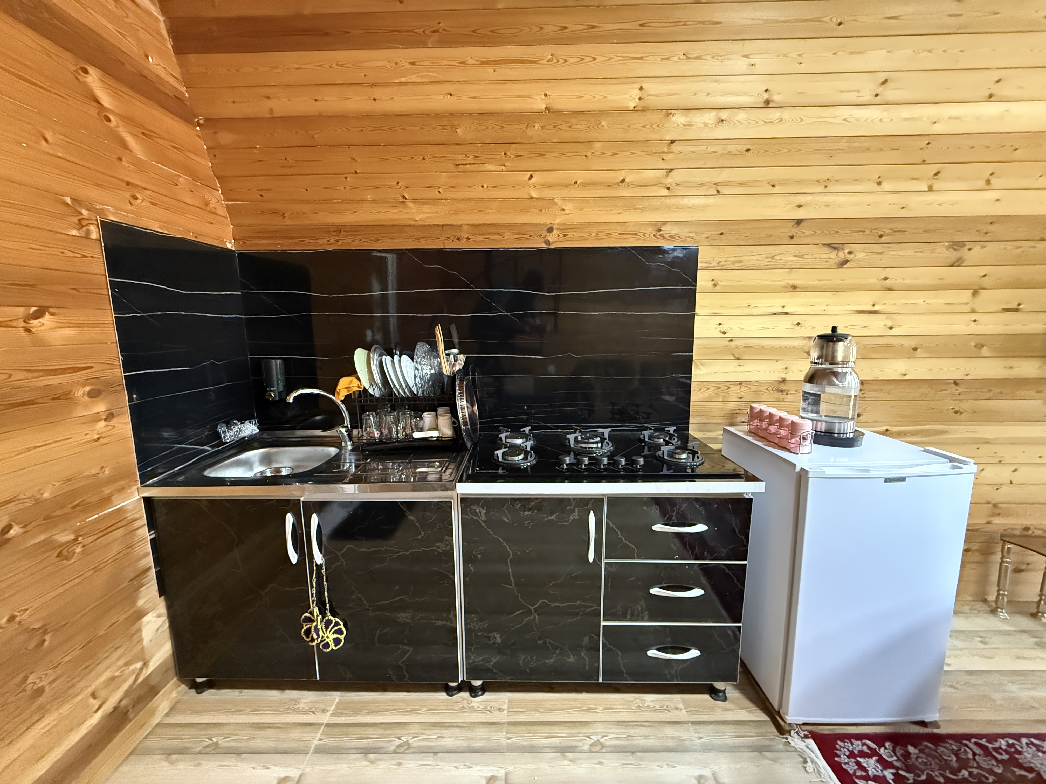 کلبه سوییسی دوبلکس نگین
